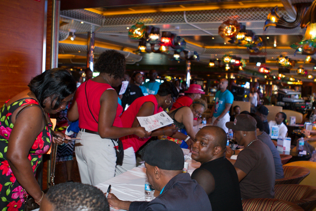 Celebrity Autograph Signings on FV 14'