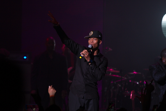 New Edition Rocks The Fantastic Voyage