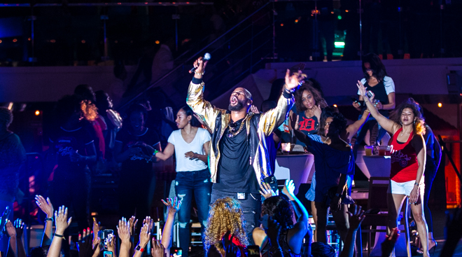 Fantastic Sail Away Party, Featuring R. Kelly and Legends of Hip Hop: Straight Outta Compton Edition