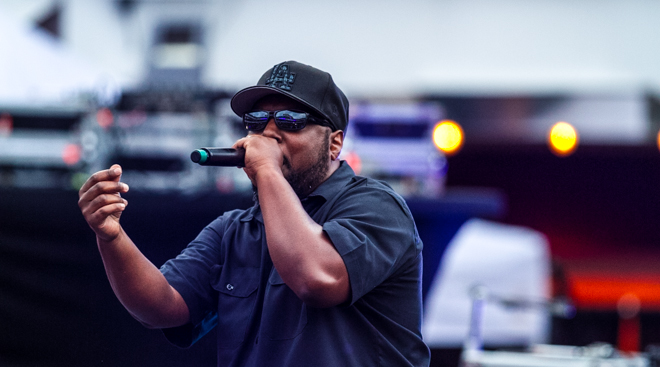 Fantastic Sail Away Party, Featuring R. Kelly and Legends of Hip Hop: Straight Outta Compton Edition