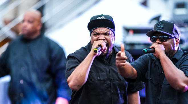 Fantastic Sail Away Party, Featuring R. Kelly and Legends of Hip Hop: Straight Outta Compton Edition