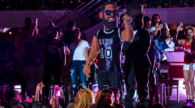 Fantastic Sail Away Party, Featuring R. Kelly and Legends of Hip Hop: Straight Outta Compton Edition