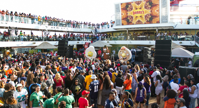 Denny's Presents The Fantastic Voyage 2018