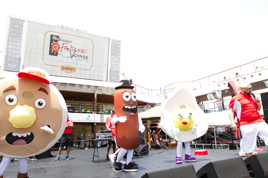 Fantastic Voyage 2018, Pool Deck Party, Presented by Denny’s