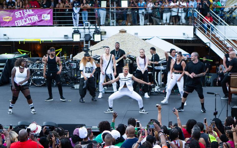 Janet Jackson Gets the Party Started on the 2019 Tom Joyner Fantastic Voyage Presented by Denny's