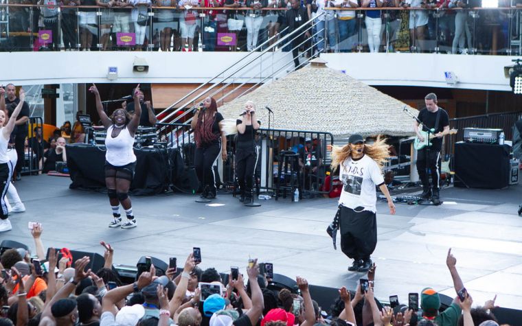 Janet Jackson Gets the Party Started on the 2019 Tom Joyner Fantastic Voyage Presented by Denny's