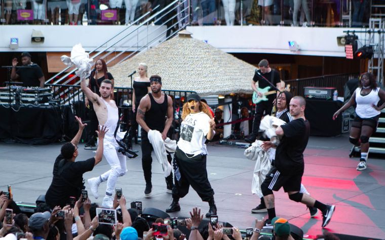 Janet Jackson Gets the Party Started on the 2019 Tom Joyner Fantastic Voyage Presented by Denny's