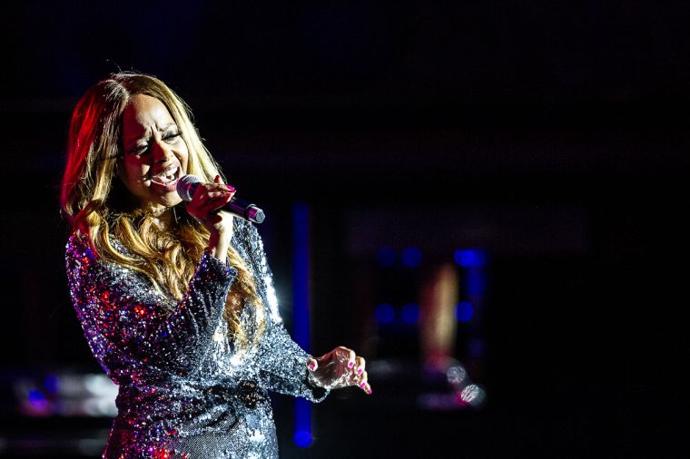 Chrisette Michele & Fantasia Take the Stage
