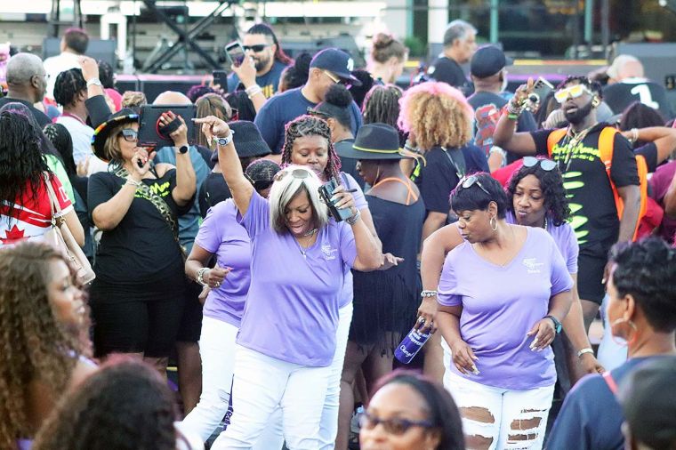 Tom Joyner Fantastic Voyage Day 1