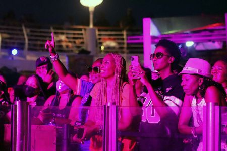 Tom Joyner Fantastic Voyage Day 1