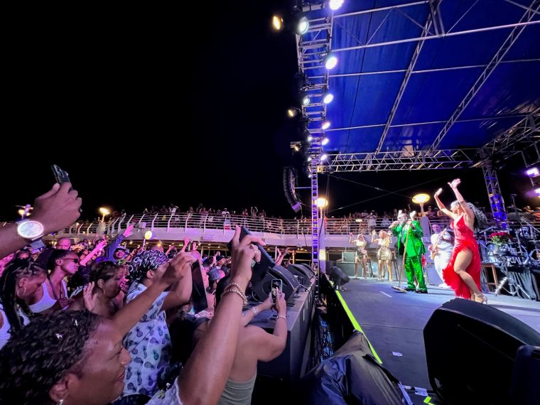 The Legendary Isley Brothers Perform at the 2023 Fantastic Voyage