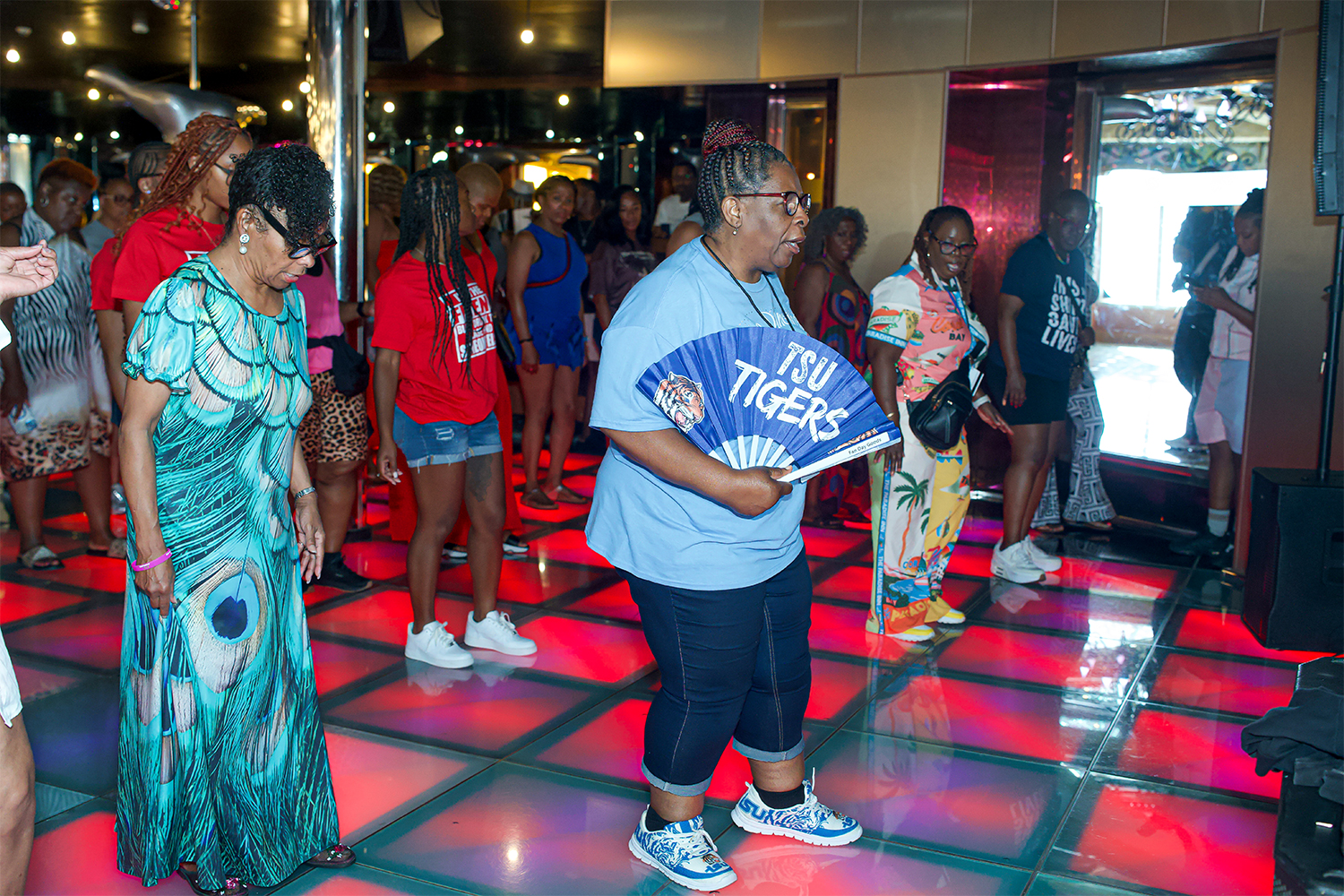 Reach Media - Syndicated | Tom Joyner Foundation Fantsic Voyage 2026 Website | 2025-11-28