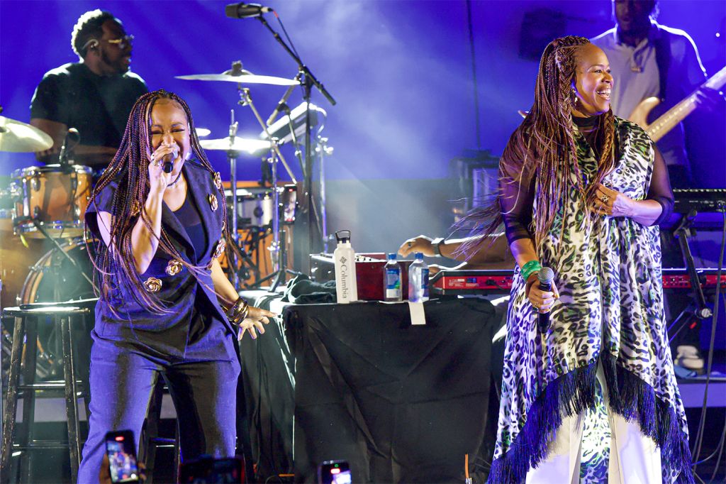 Reach Media - Syndicated | Tom Joyner Foundation Fantsic Voyage 2026 Website | 2025-11-28