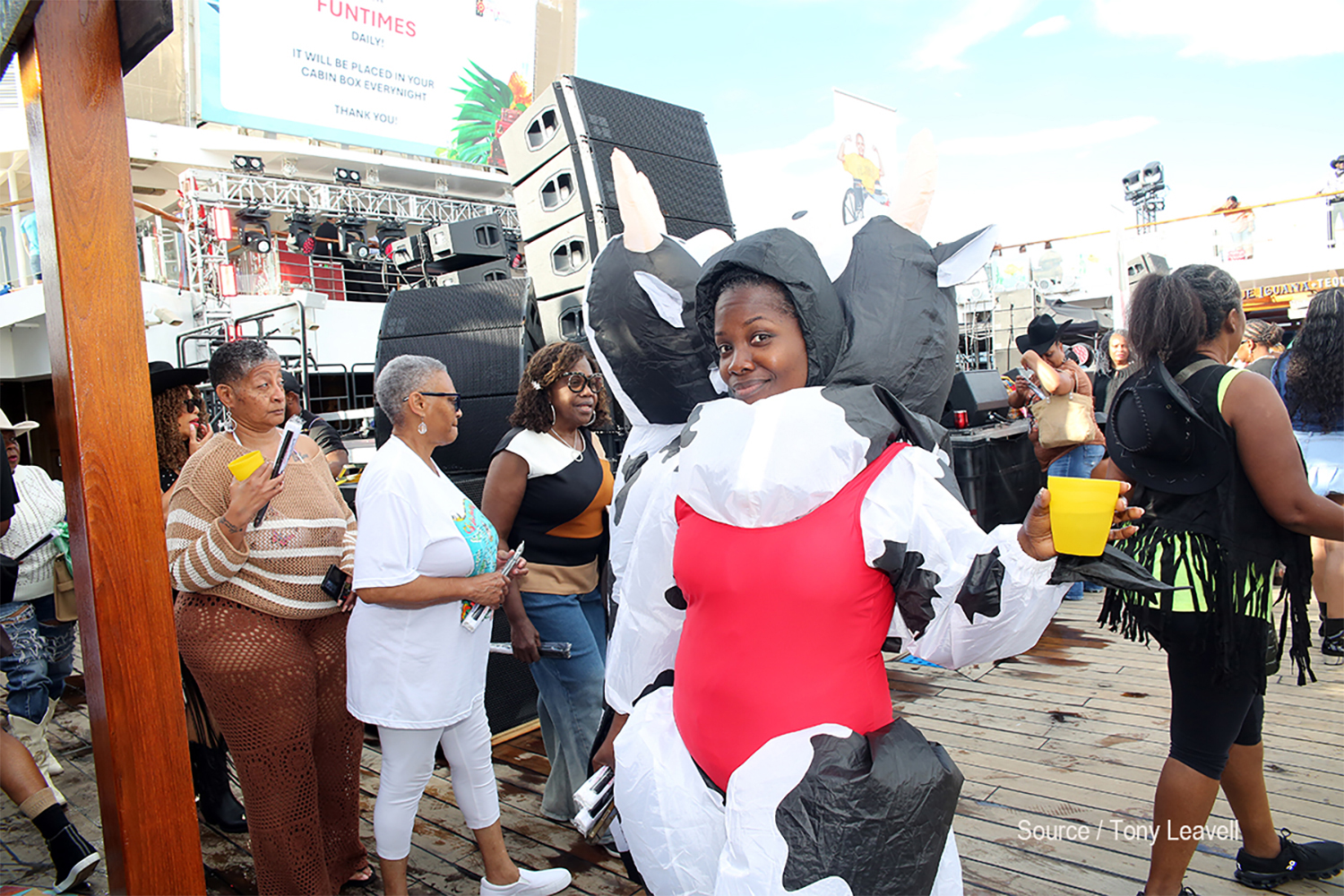 Reach Media - Syndicated | Tom Joyner Foundation Fantsic Voyage 2026 Website | 2025-11-28